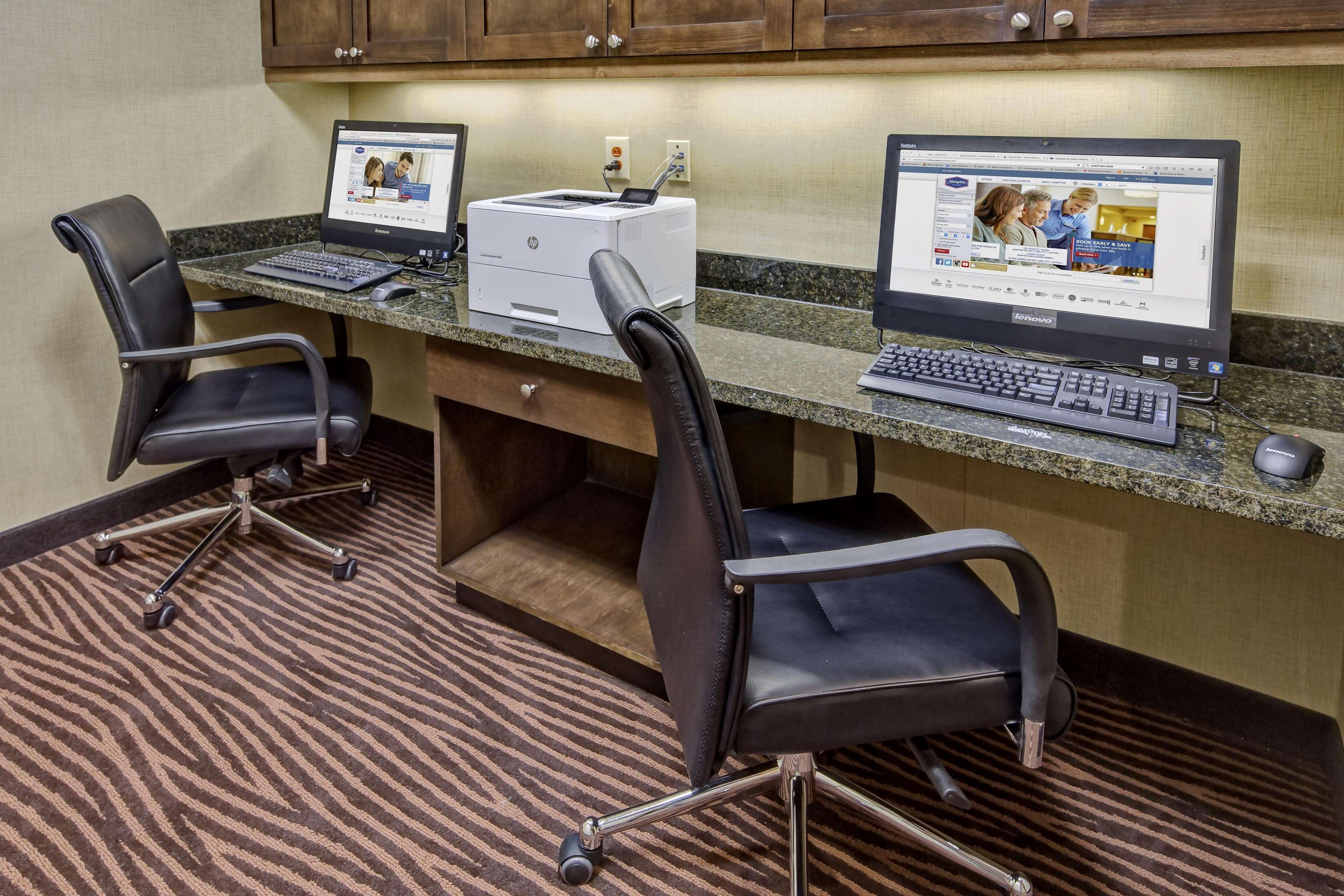Hampton Inn Indianola Luaran gambar